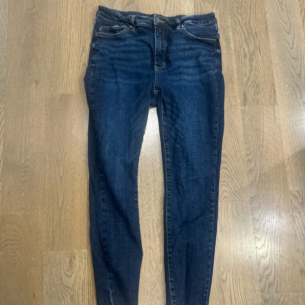 Judy Blue Dark Wash Skinny Jeans